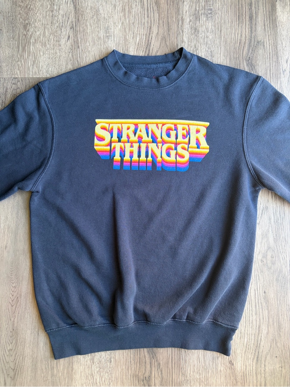 Official Netflix Stranger Things Logo Crewneck Sz.XS